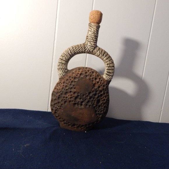 Vintage Vento Wine Collectible Bottle - 1960's  -- ITEM #38 - Picture 2 of 3